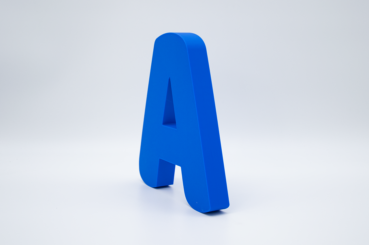 Beneficios de las Letras 3D: Fabricación, Reducción de Tiempos y Procesos, y Mejora Medioambiental