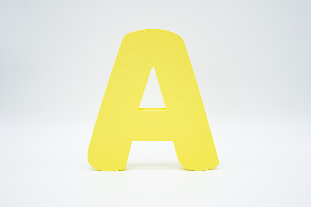 Letra 3D Amarillo Claro Pastel