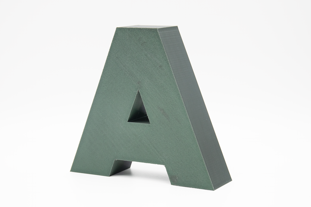 Letra 3D Verde Interferencia