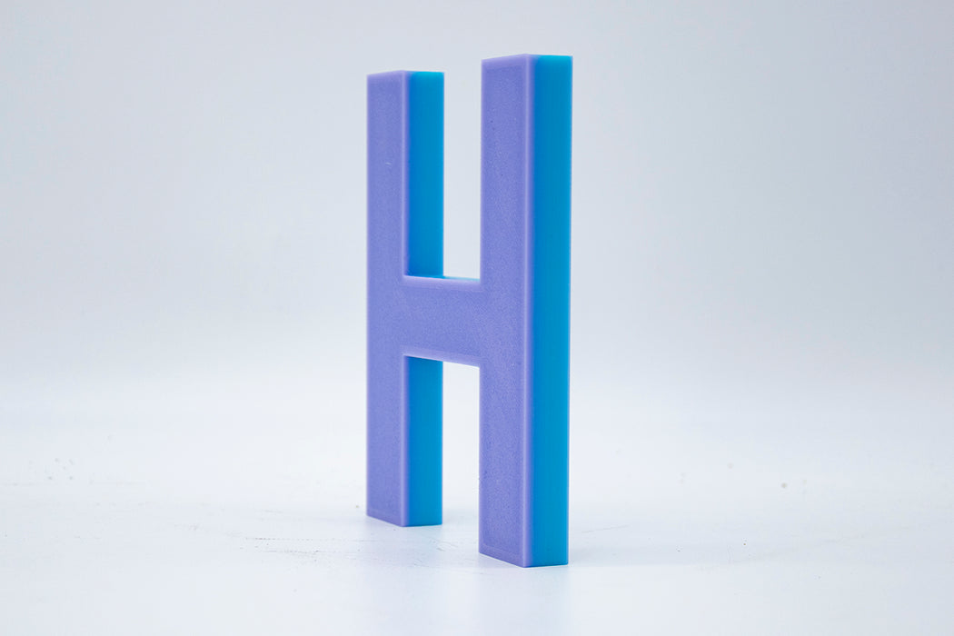 Letra 3D Púrpura Vitrificado