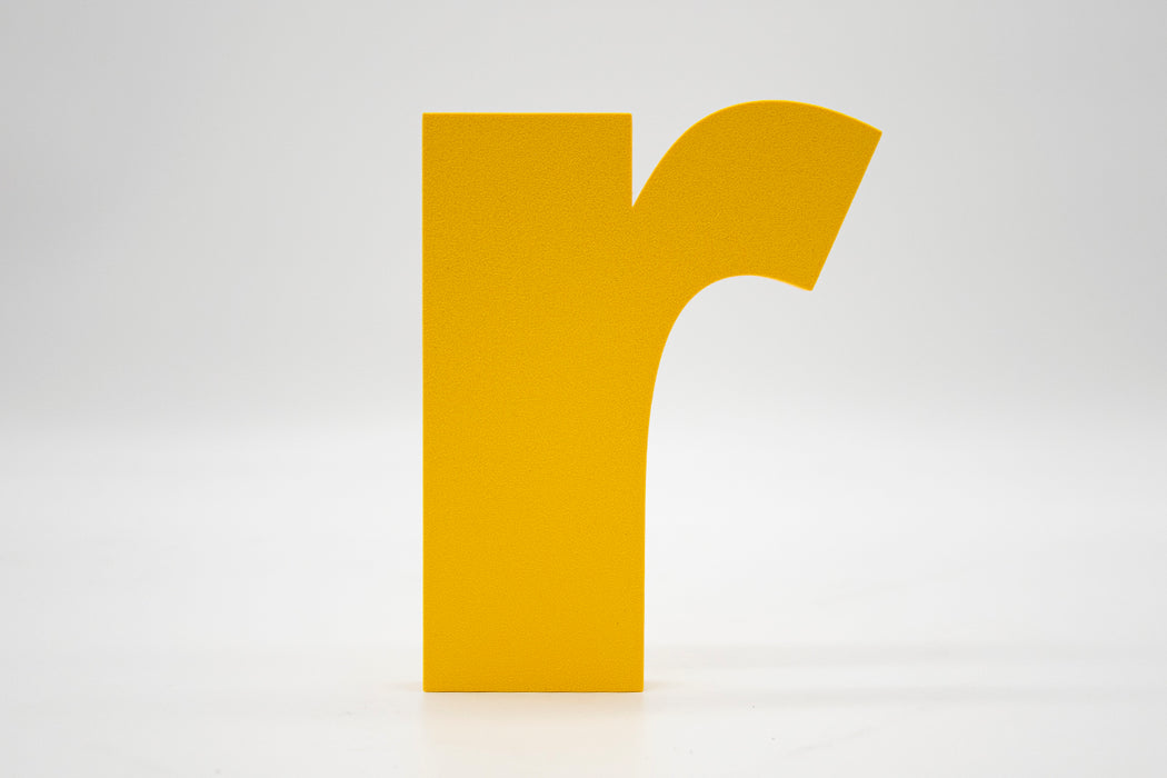 Letra 3D Amarillo Oscuro Pastel