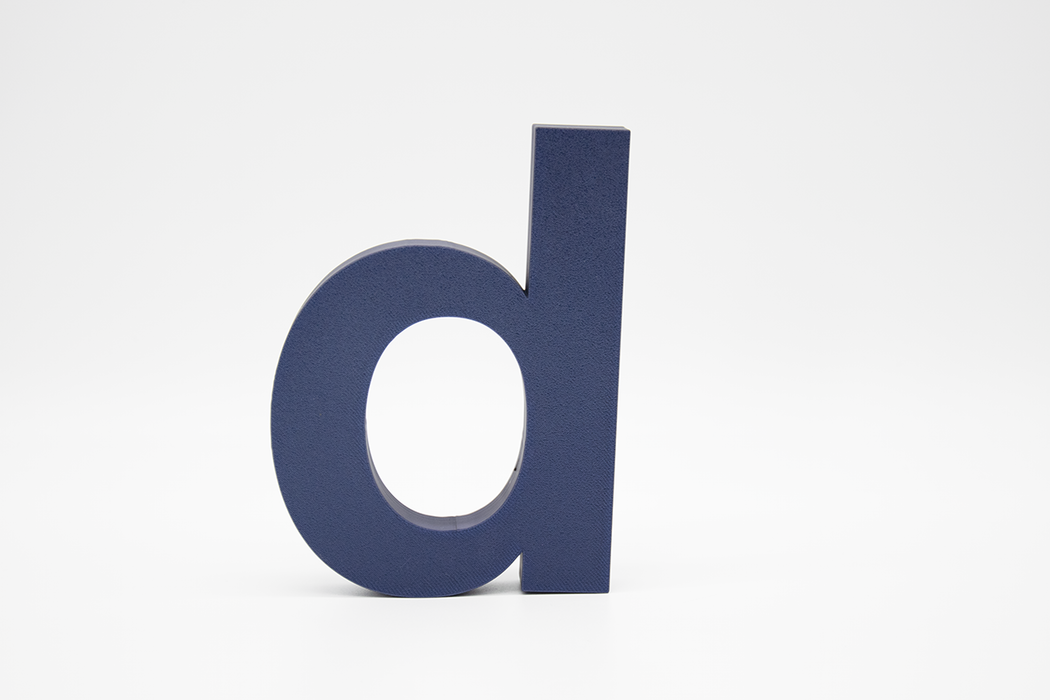Letra 3D Azul Interferencia