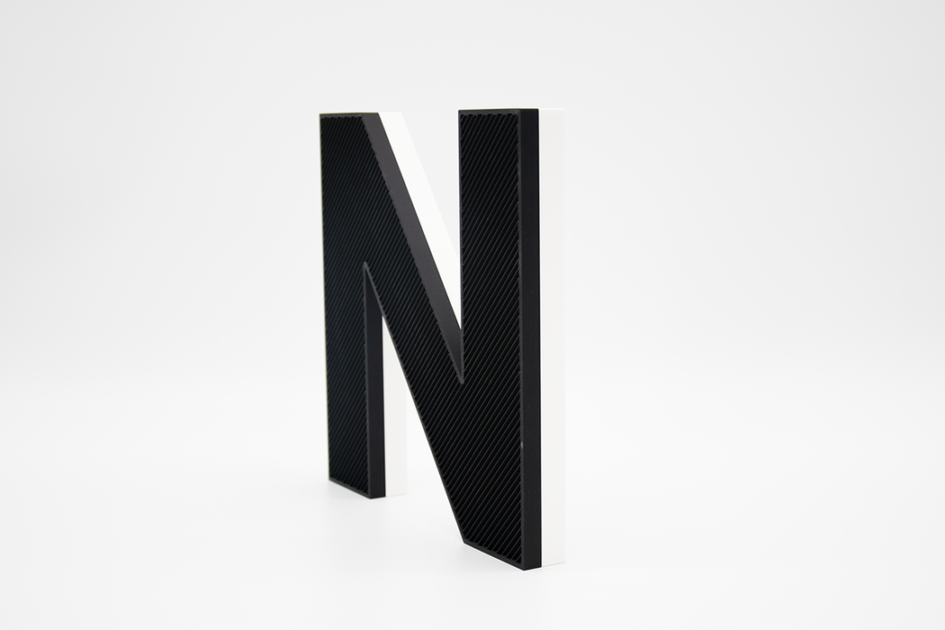 Letra 3D Negro-Blanco Let´s Color
