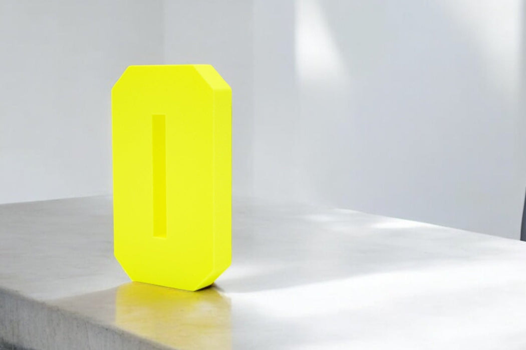 Letra 3D Amarillo Fluor