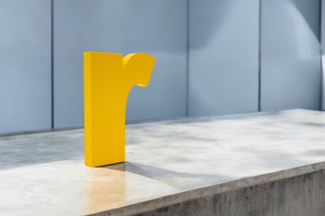 Letra 3D Amarillo Oscuro Pastel