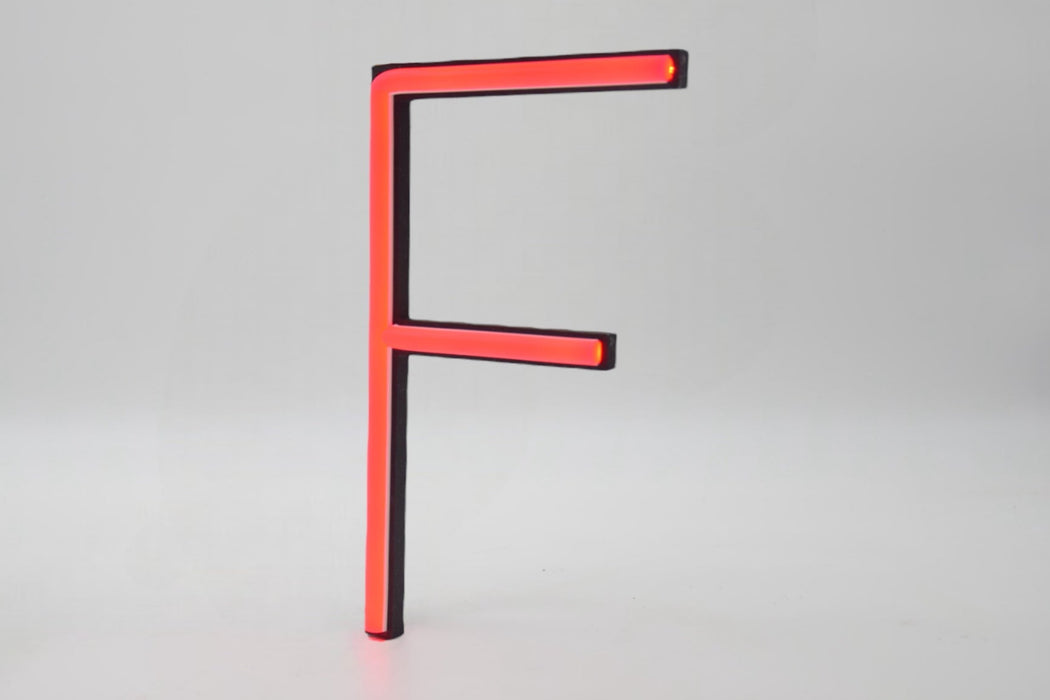 Letra 3D Rojo Neón